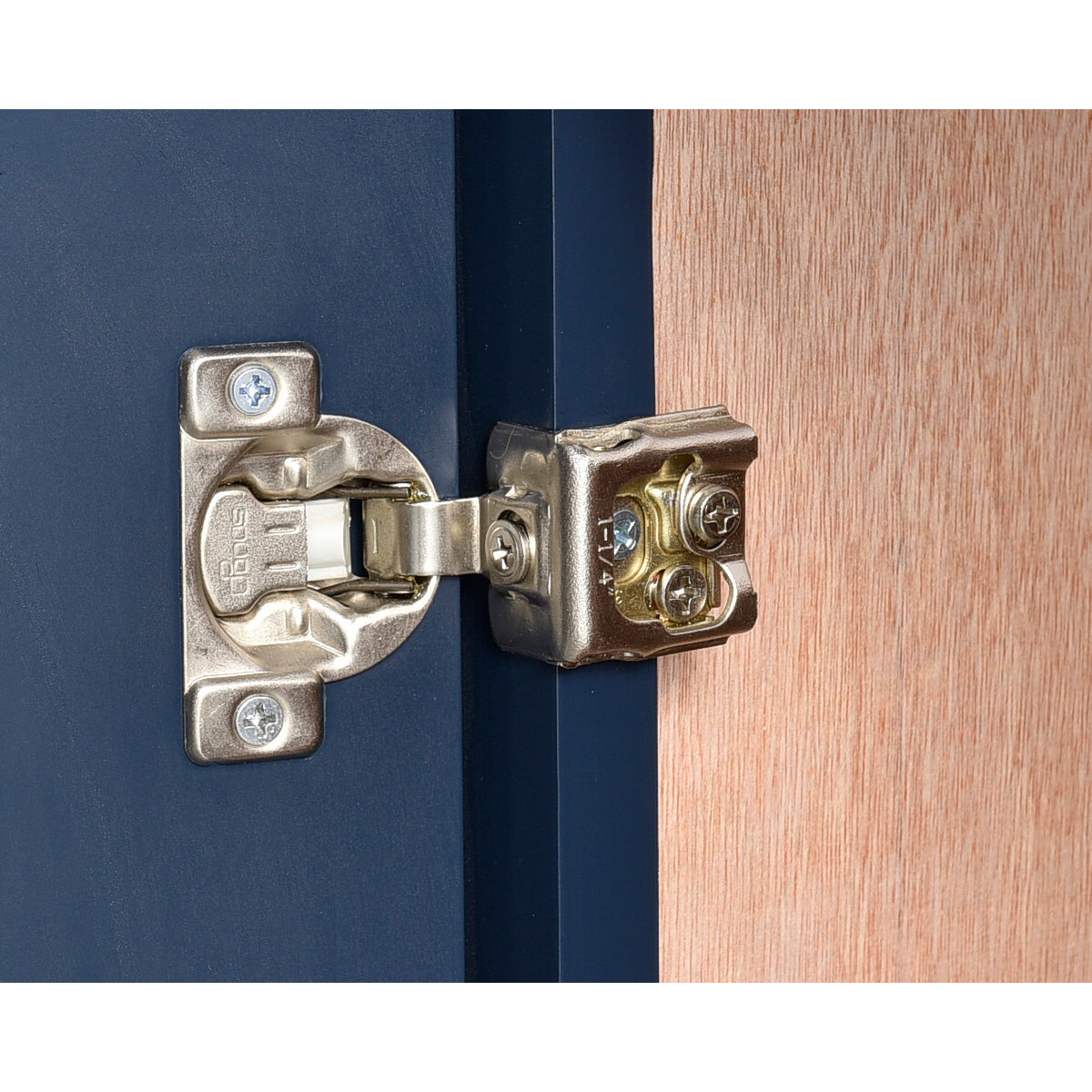 Serena 24″ Free Standing Bathroom Vanity